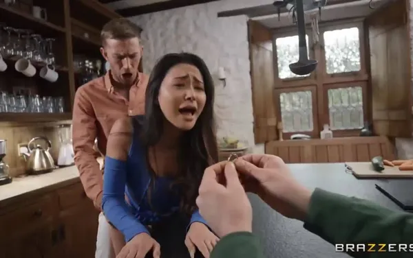 sex viet tre Lên đỉnh khi được anh bồ cầu hôn, nhưng có gì đó sai sai